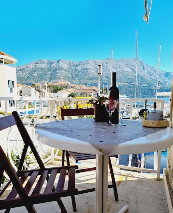 Appartement Waterfront Studio Overlooking The Old City à Korčula Extérieur photo